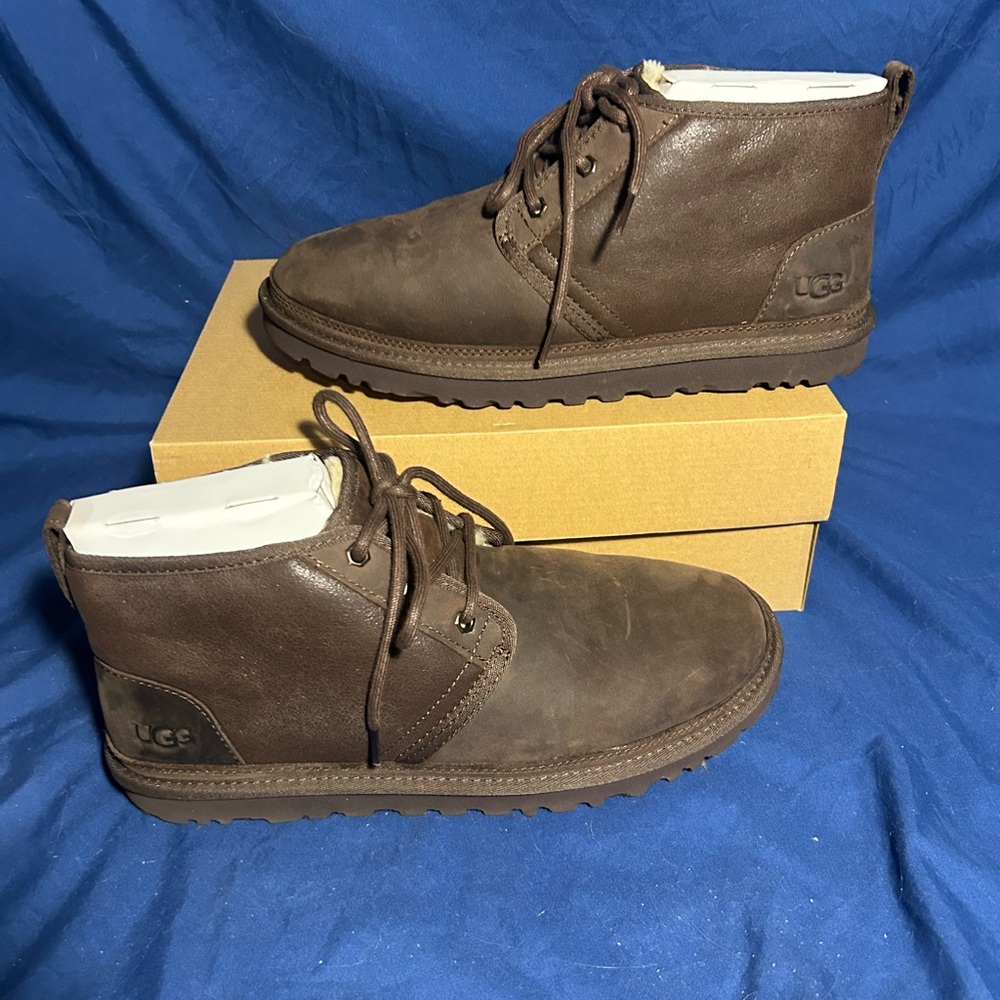 UGG- NEUMEL DISTRESSED, BCDR, 11 men sw